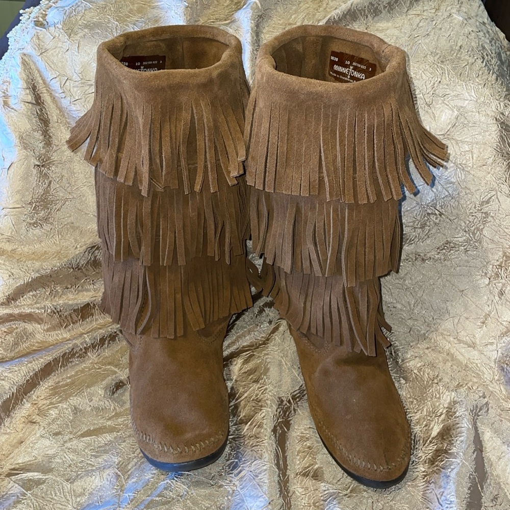 Minnetonka Mid Calf Moccasin Fringe Boots Size 10